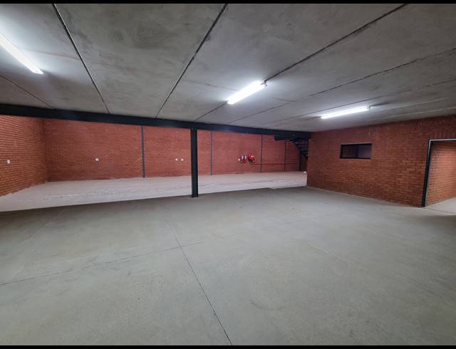 432M² WAREHOUSE TO LET IN ORMONDE